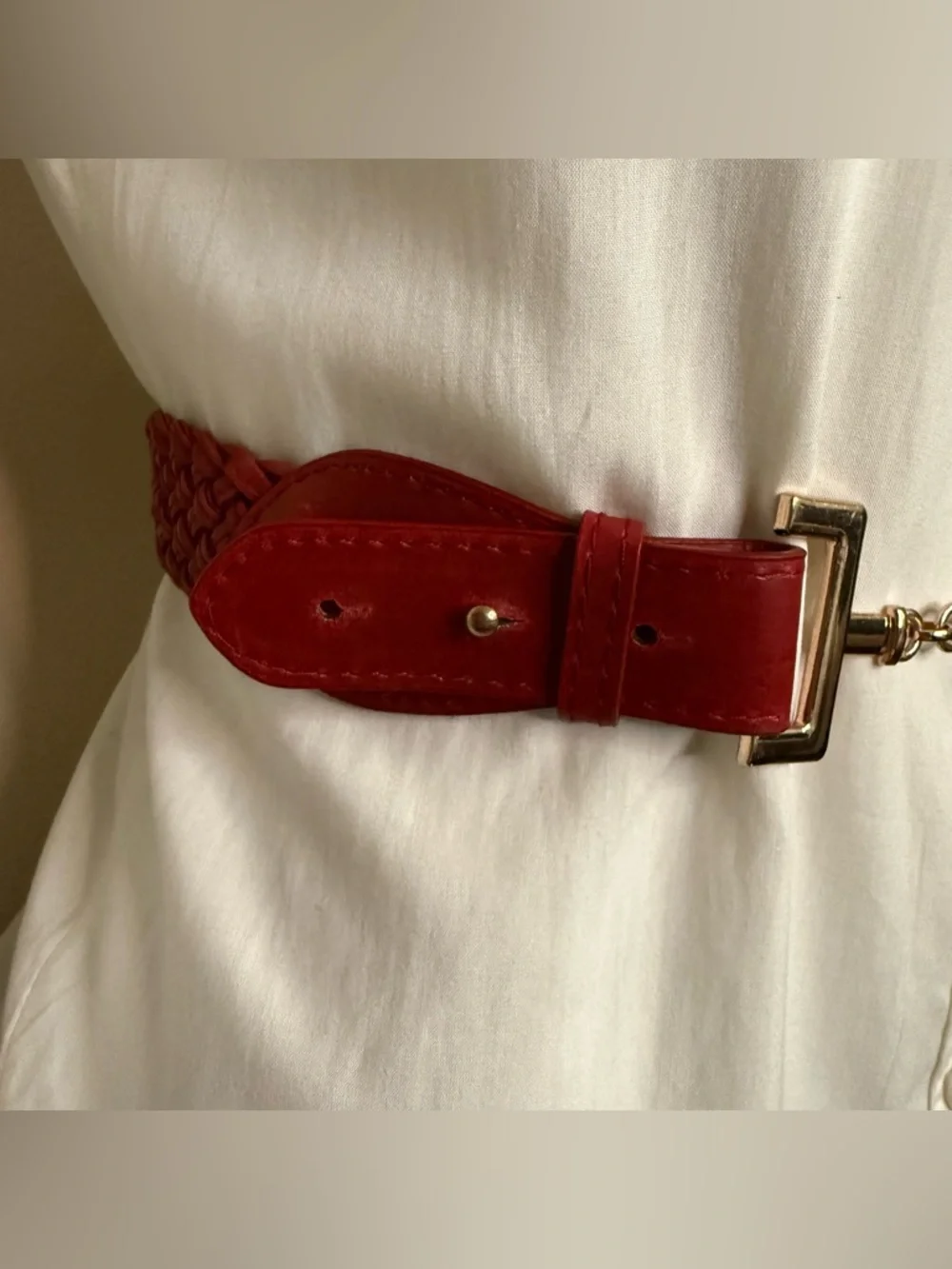 Burgundy braided PU leather elastic waistband skinny belt with gold tone buckle